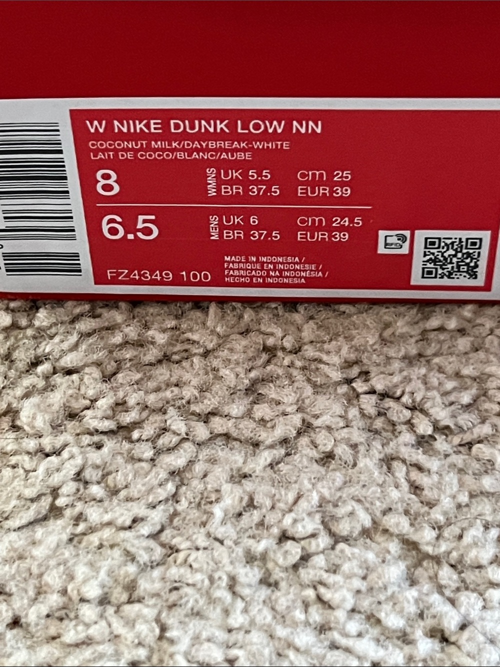 Nike Dunk Low - Lavender and White Low-Top Sneakers - Picture 7 of 7